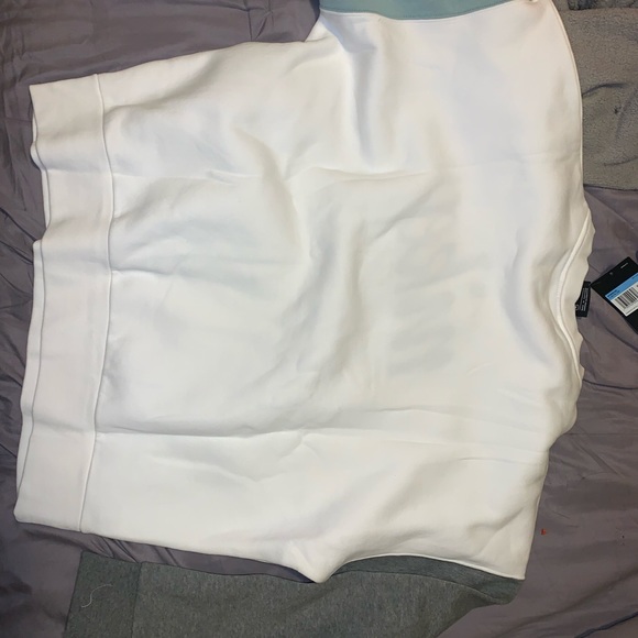 Sweatshirt - Picture 3 of 3